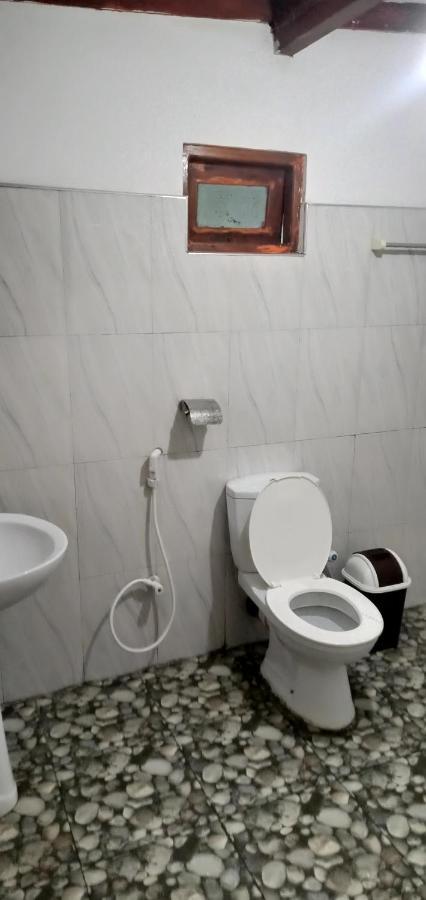 The Traveller'S Hostel & Private Rooms Сигирия Екстериор снимка