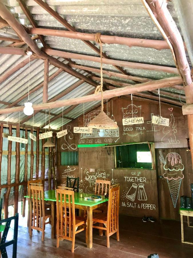 The Traveller'S Hostel & Private Rooms Сигирия Екстериор снимка