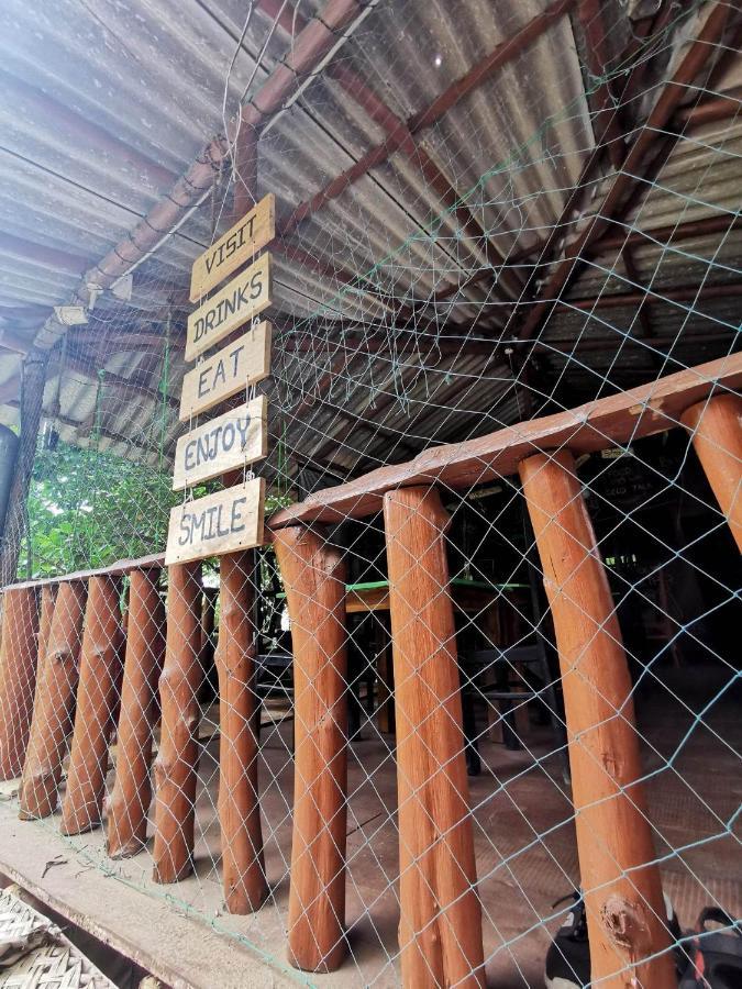 The Traveller'S Hostel & Private Rooms Сигирия Екстериор снимка